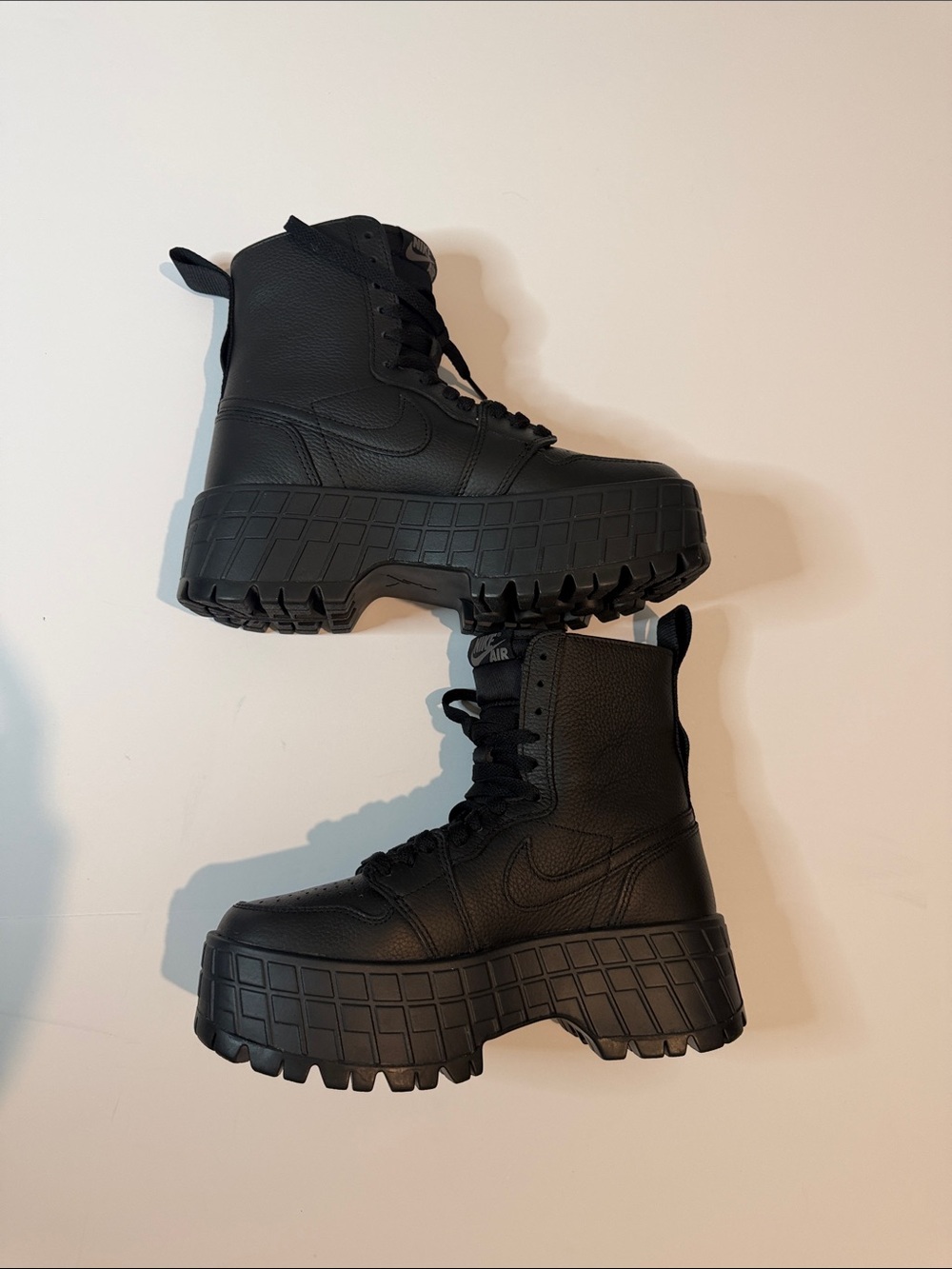 Brand new Nike Women's Black Platform Lug Boots no Box